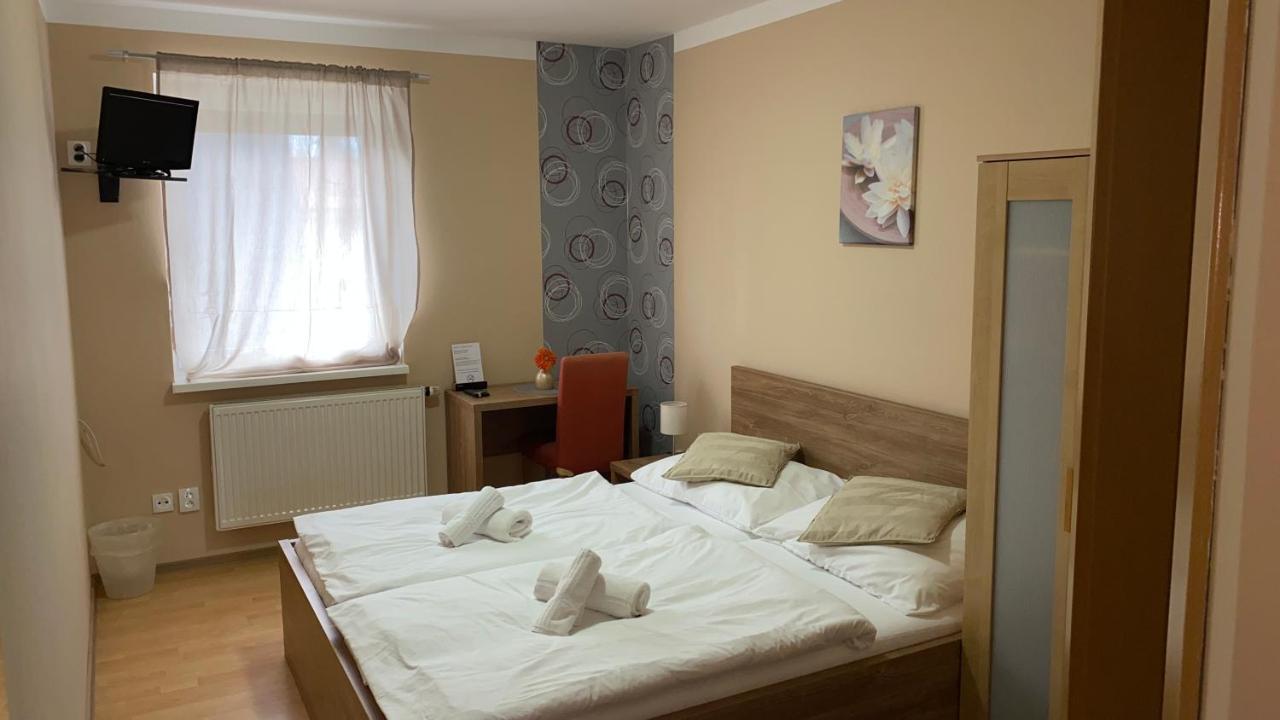 Hotel Orlan Bratislava Dış mekan fotoğraf