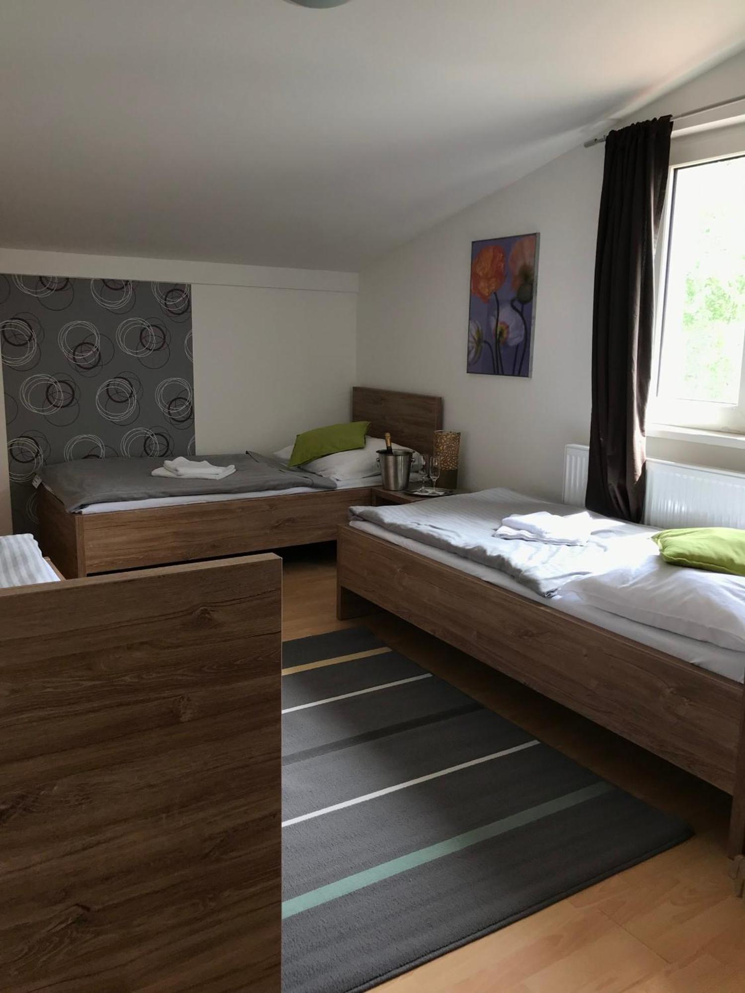 Hotel Orlan Bratislava Dış mekan fotoğraf
